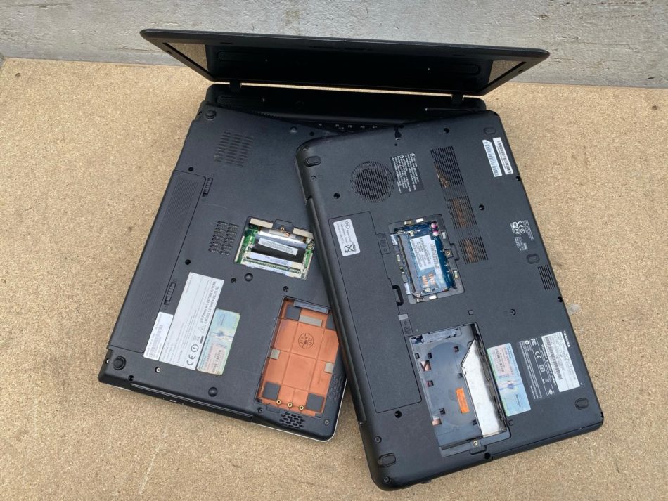 Laptop beroofd met batterij recyclen