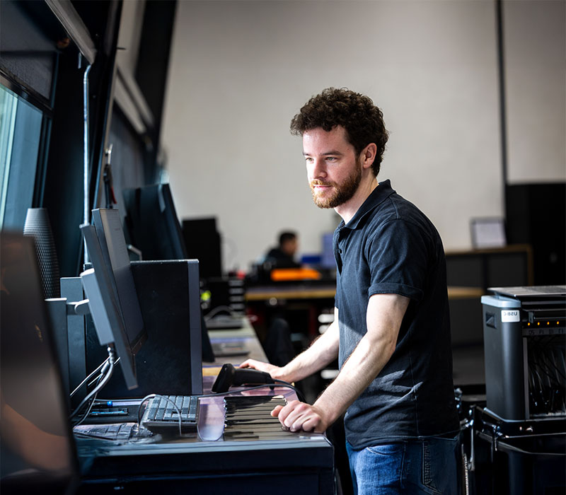 Holland-Recycling-Hardware-Opkopen-Monitoren-Opkopen-5